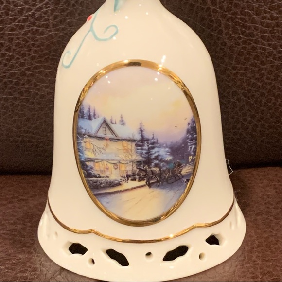 Thomas Kinkade Victorian Christmas IV Porcelain Christmas Bell - Picture 2 of 10